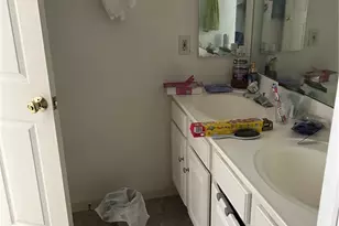 4 Hemingway St, Pittsburgh, PA 15213 - Photo 12