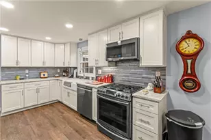 162 E Edgewood Dr, Peters Township, PA 15317 - Photo 12