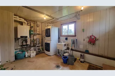 1154 Million Dollar Highway, Jenner Township, PA 15563 - Photo 12