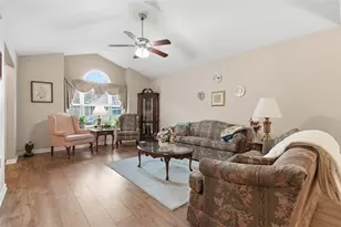 380 Allandale Dr, Bethel Park, PA 15102 - Photo 4