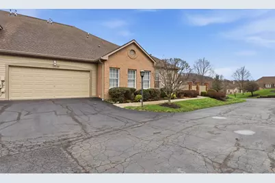135 Linden Ct, Seven Fields Boro, PA 16046 - Photo 4