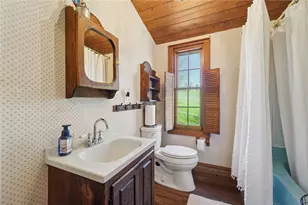 124 Harriet Dr, Lower Burrell, PA 15068 - Photo 18