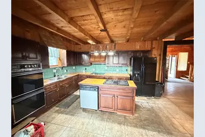 189 Seal Rd, Somerset Twp, PA 15330 - Photo 8