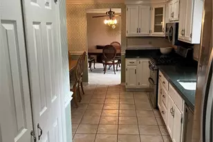 1109 Lomond Dr, Pittsburgh, PA 15235 - Photo 12