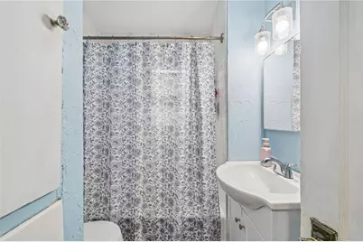 1109 Saint Clair St, Derry Township, PA 15650 - Photo 16