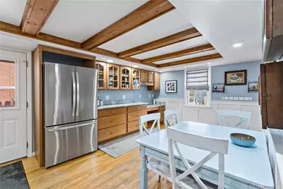 5318 Spring Valley Dr, Pittsburgh, PA 15236 - Photo 6