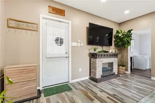 1629 Streets Run Rd, Pittsburgh, PA 15236 - Photo 6