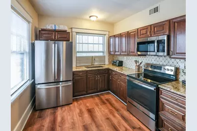 712 S Aiken Avenue, Pittsburgh, PA 15232 - Photo 2