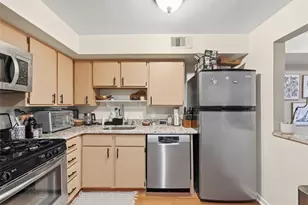 325 S Highland Ave, Pittsburgh, PA 15206 - Photo 8