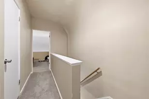 325 S Highland Ave, Pittsburgh, PA 15206 - Photo 12