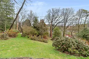 1425 Junior Dr, Pittsburgh, PA 15227 - Photo 22