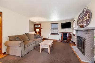 1425 Junior Drive, Pittsburgh, PA 15227 - Photo 4