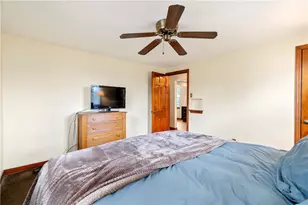 1425 Junior Dr, Pittsburgh, PA 15227 - Photo 12