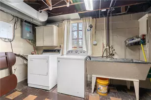 1425 Junior Dr, Pittsburgh, PA 15227 - Photo 20