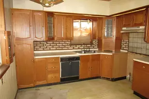 333 W 8th Ave, Tarentum, PA 15084 - Photo 14