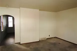 333 W 8th Ave, Tarentum, PA 15084 - Photo 6