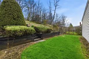 912 Rita Dr, Wilkins Township, PA 15221 - Photo 30