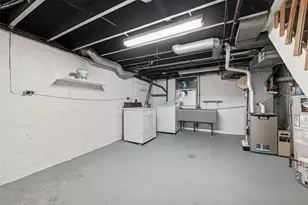 912 Rita Dr, Wilkins Township, PA 15221 - Photo 26