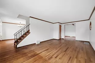 912 Rita Dr, Wilkins Township, PA 15221 - Photo 6