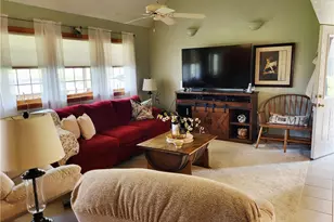 801 Rolling Hills Dr, Ruffs Dale, PA 15679 - Photo 8