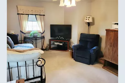 801 Rolling Hills Drive, Ruffs Dale, PA 15679 - Photo 16