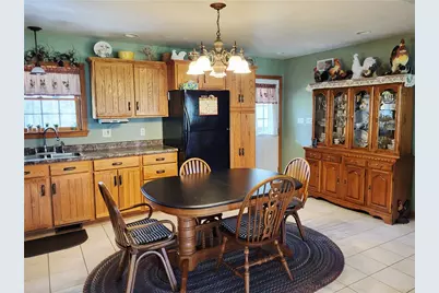 801 Rolling Hills Drive, Ruffs Dale, PA 15679 - Photo 12