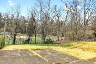 4632 Woodhill Dr, Munhall, PA 15120 - Photo 22