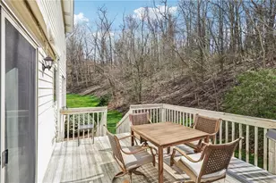 365 Cobblestone Cir, Robinson Twp, PA 15136 - Photo 32