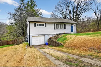 1195 Lebanon School Road, West Mifflin, PA 15122 - Photo 2