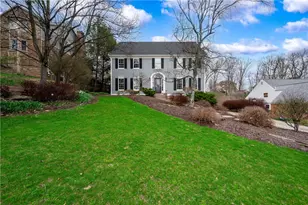 2395 Traci Dr, Pittsburgh, PA 15237 - Photo 2