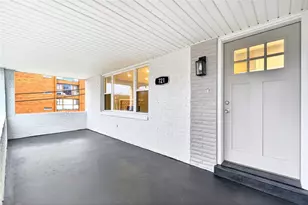 721 Huey St, McKeesport, PA 15132 - Photo 2