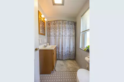 222 Glenview Dr, New Kensington, PA 15068 - Photo 18