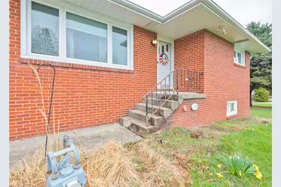 20 Samuel Dr, South Strabane, PA 15301 - Photo 4