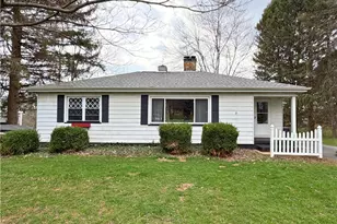 209 Cranberry Rd, Pine Township, PA 16127 - Photo 1