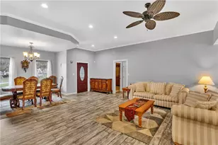 10 Walker St, Collier Township, PA 15071 - Photo 16