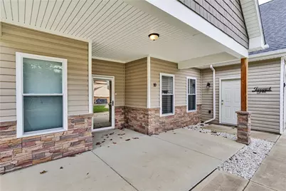 10 Walker St, Collier Township, PA 15071 - Photo 4