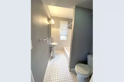 710 Collins Ave, Pittsburgh, PA 15206 - Photo 12