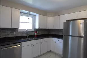 745 Shadyside Dr, West Mifflin, PA 15122 - Photo 4