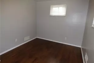 745 Shadyside Dr, West Mifflin, PA 15122 - Photo 18