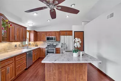 2240 Bernard, Pittsburgh, PA 15234 - Photo 10