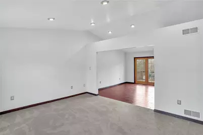 2240 Bernard, Pittsburgh, PA 15234 - Photo 6