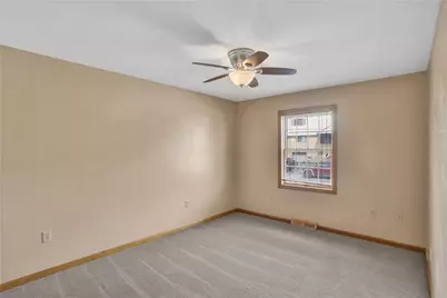 2240 Bernard, Pittsburgh, PA 15234 - Photo 16