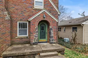 479 Carley Ave, Sharon, PA 16146 - Photo 2