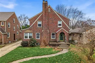 479 Carley Ave, Sharon, PA 16146 - Photo 1