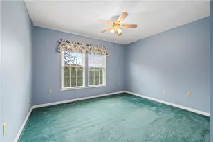 372 Indian Ridge Dr, Moon/Crescent Twp, PA 15108 - Photo 20