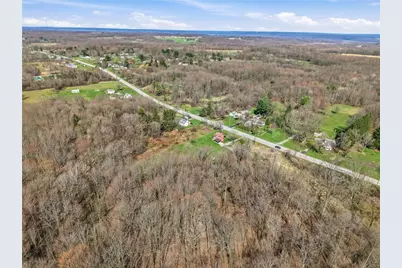 7096 E State St, Jefferson Township, PA 16148 - Photo 10