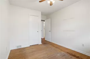 424 E New Castle St, Harmony Boro, PA 16063 - Photo 26