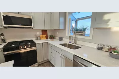 2908 Woodrow St, Liberty Boro, PA 15133 - Photo 12