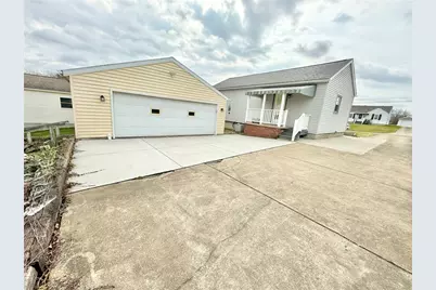 505 E Hazelcroft Ave, New Castle, PA 16105 - Photo 20