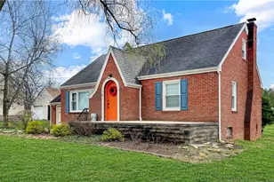 17 W Oakwood Way, Neshannock Township, PA 16105 - Photo 2